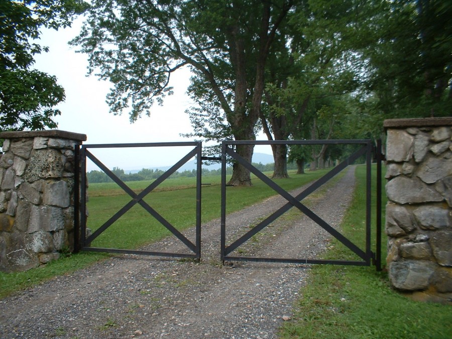Country Driveway Gate